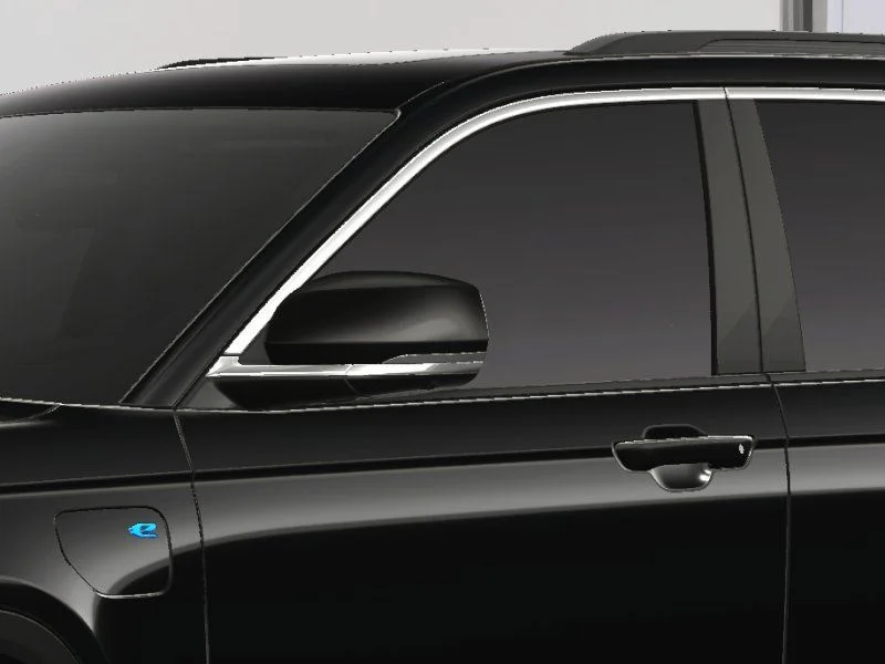 New 2024 Diamond Black Crystal Pearlcoat Jeep 4xe image 16