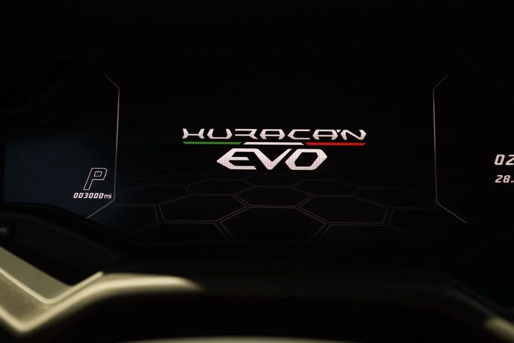 Used 2020 Nero Noctis Lamborghini Base image 57
