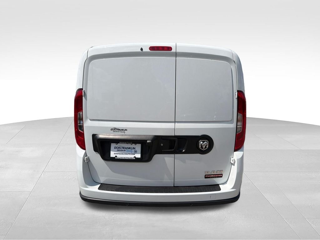 Used 2022 White Ram Base image 4