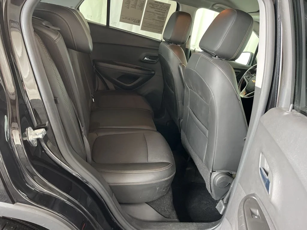 Used 2022 Black Chevrolet LT image 20