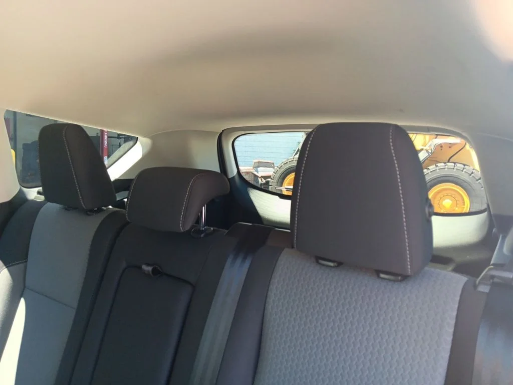 Used 2019 Ingot Silver Metallic Ford SE image 28