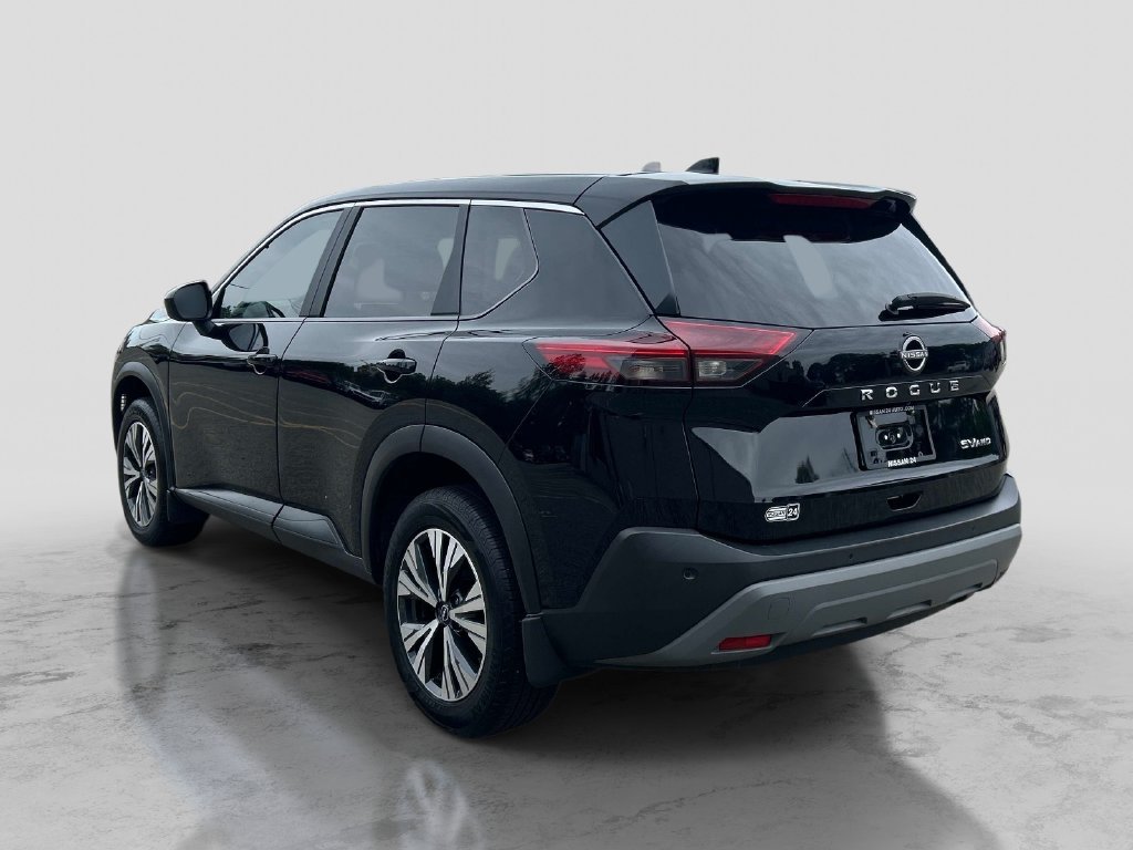 Used 2023 Black Nissan SV image 3