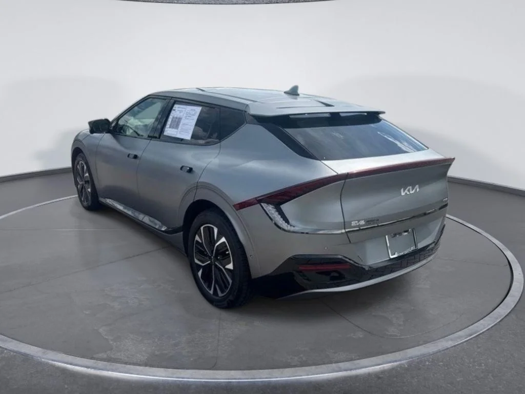 Used 2024 Gray Kia GT-Line image 5