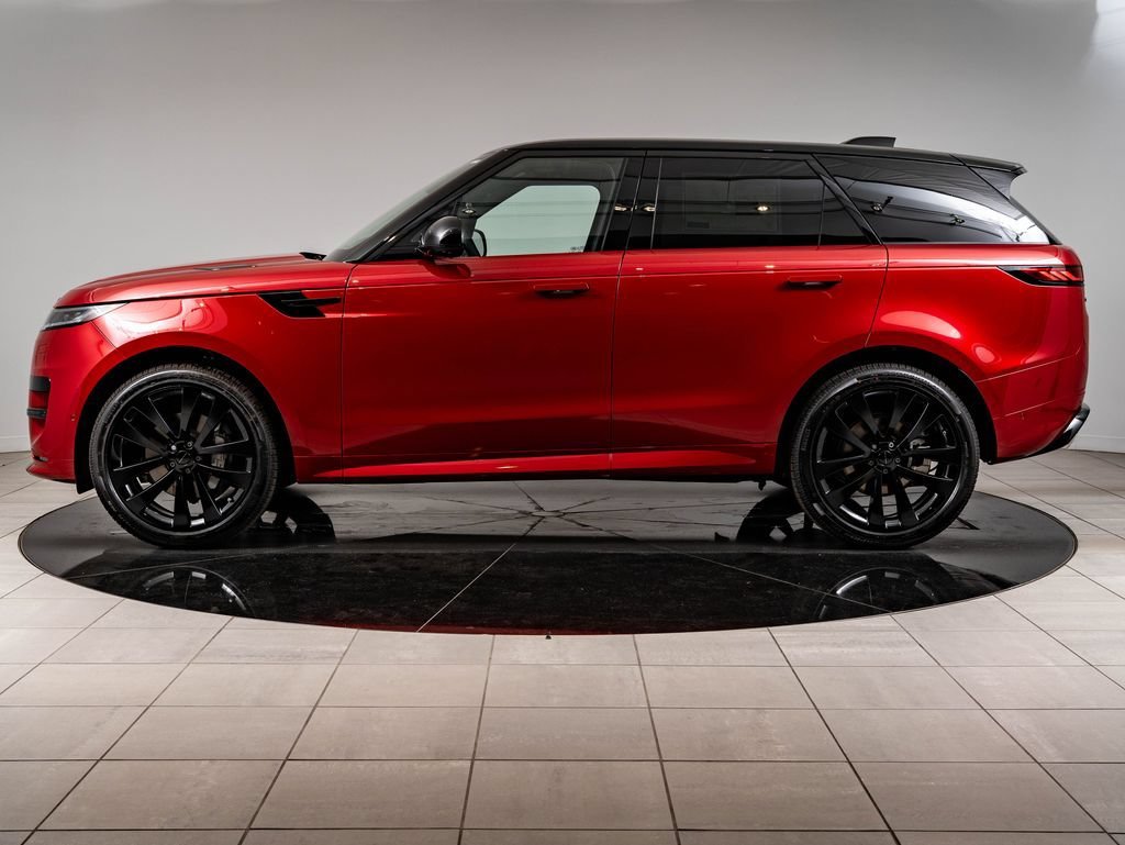 New 2026 Firenze Red Land Rover Dynamic SE image 5