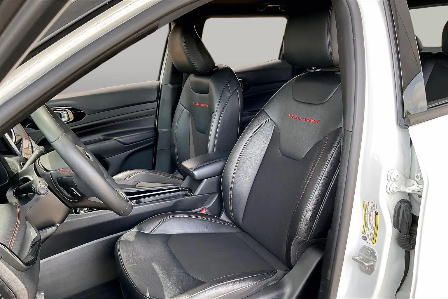 2025 Jeep Compass Trailhawk - Photo 7