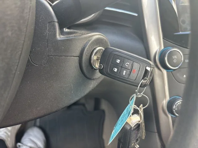 Used 2014 Summit White Chevrolet LT image 21