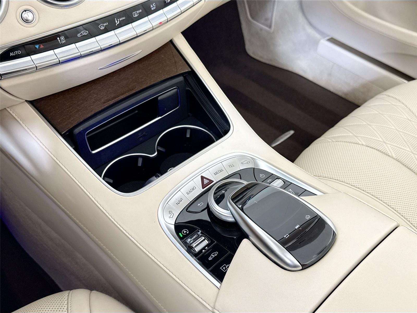 Used 2019 designo Cashmere White Magno (Matte Finish) Mercedes-Benz S 560 Cabriolet | AMG® Line | Premium Pkg | Driver Assist Pkg image 23