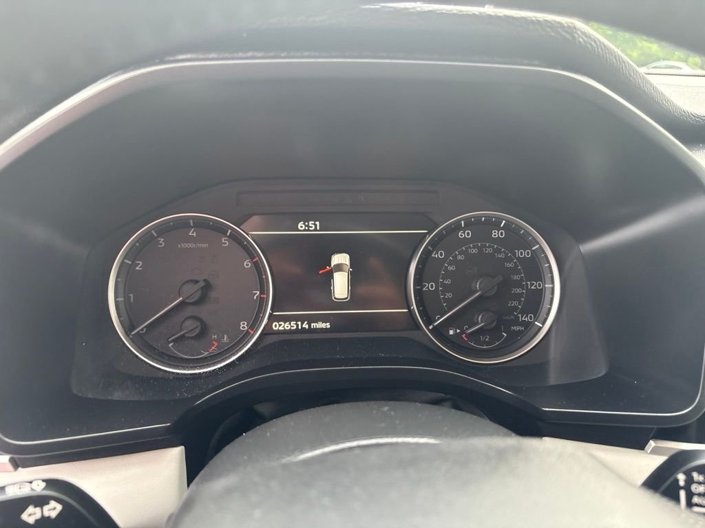 Used 2025  Mitsubishi SE image 4