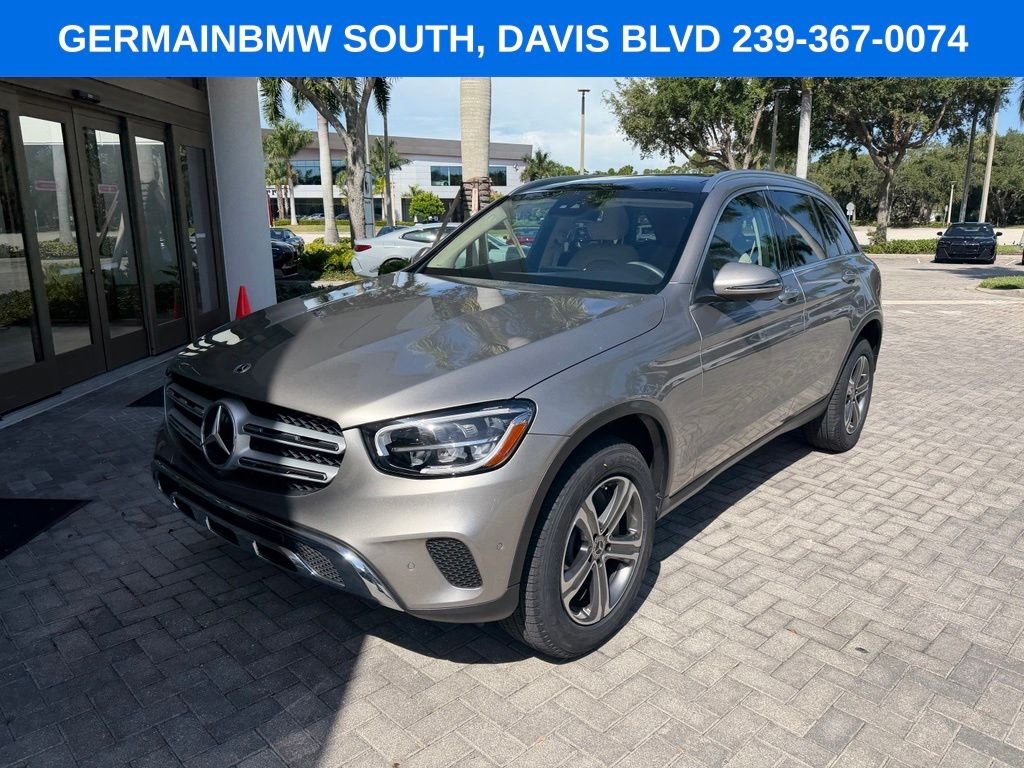 Used 2022 Mojave Silver Metallic Mercedes-Benz GLC 300 image 2