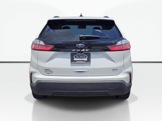 Used 2023 Oxford White Ford SEL image 11