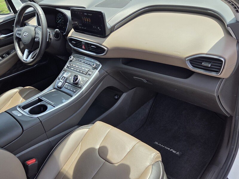 2021 Hyundai Santa Fe Limited HEV - Photo 19
