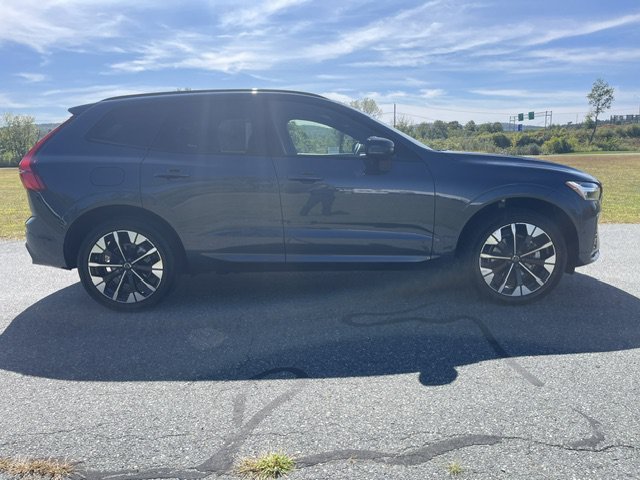 Used 2026 Blue Volvo Plus image 5