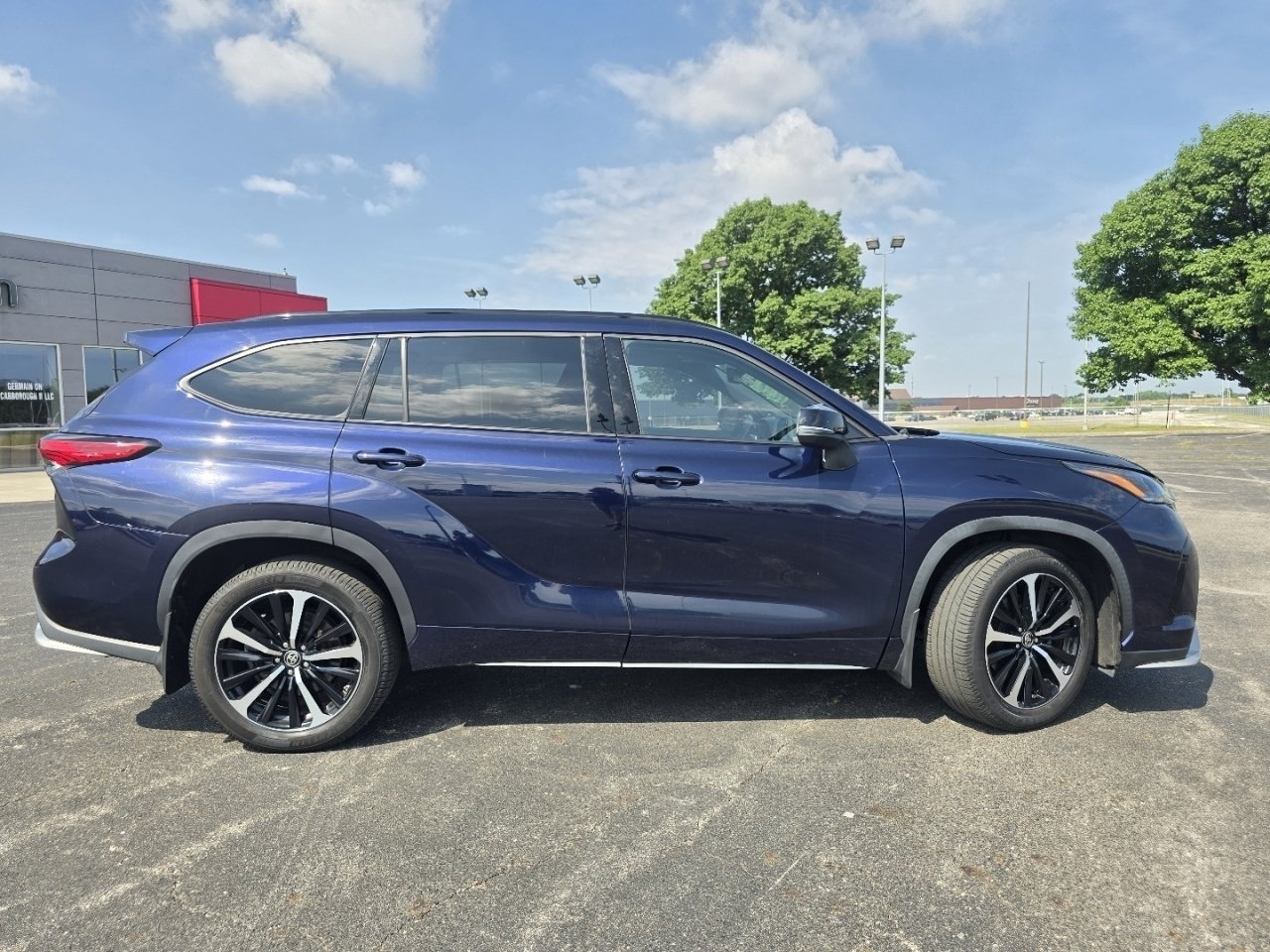 Used 2021 Blue Toyota XSE image 20