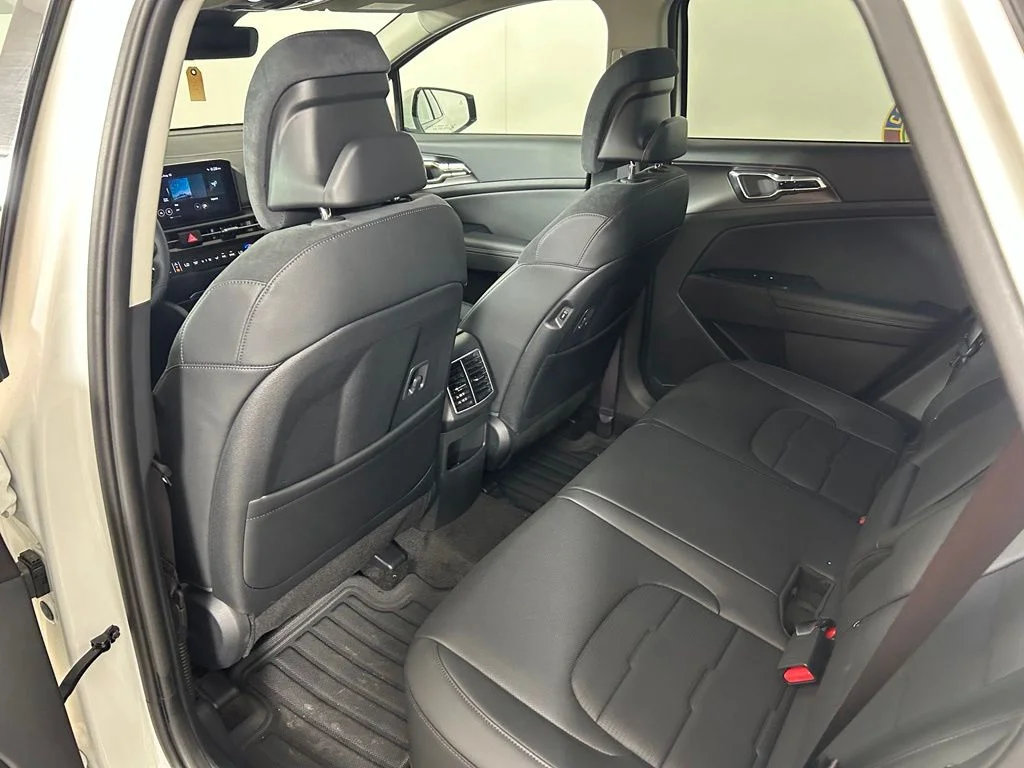 2026 Kia Sportage SX Prestige Hybrid - Photo 11