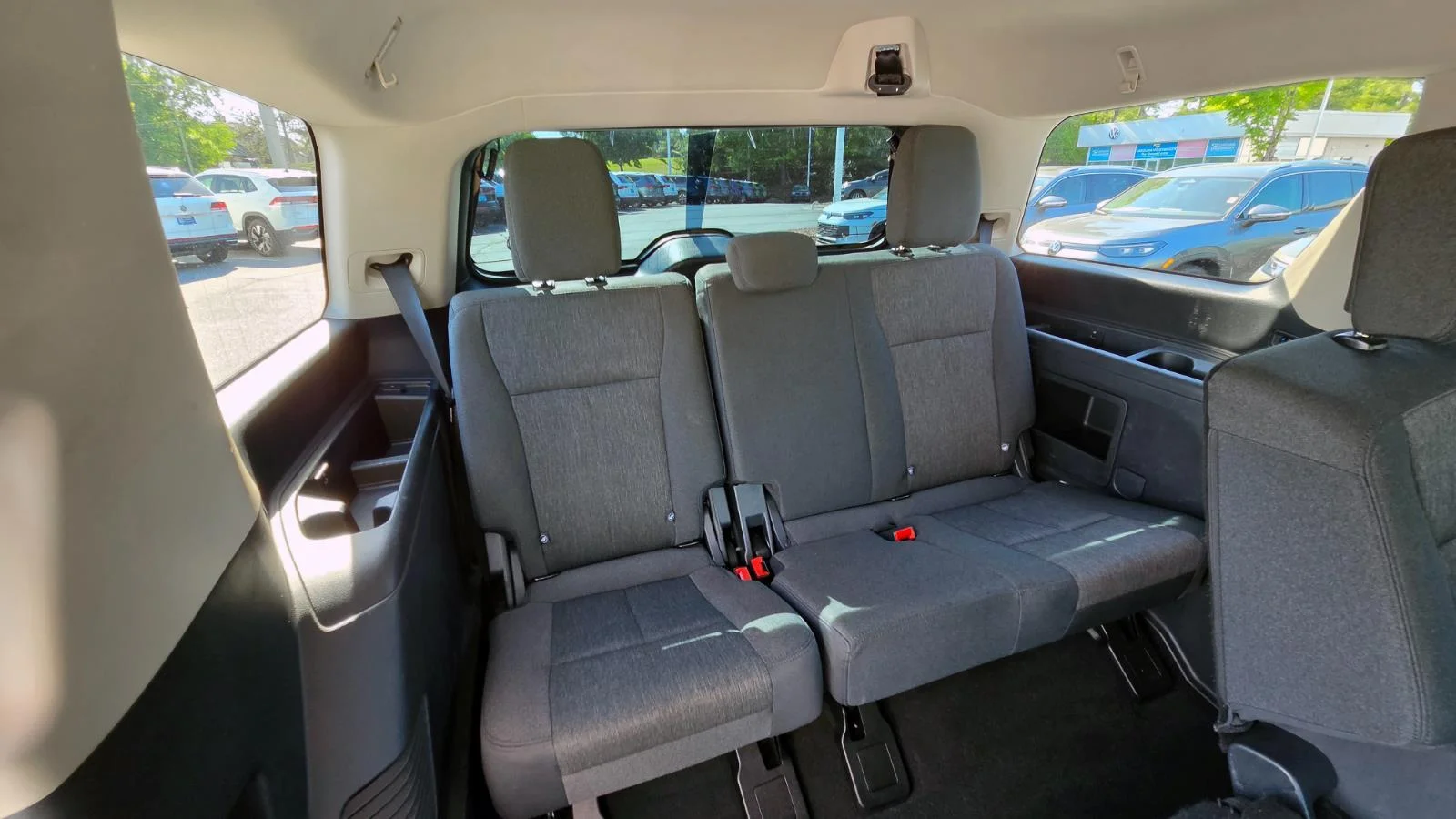 Used 2024 Oxford White Ford XLT image 61