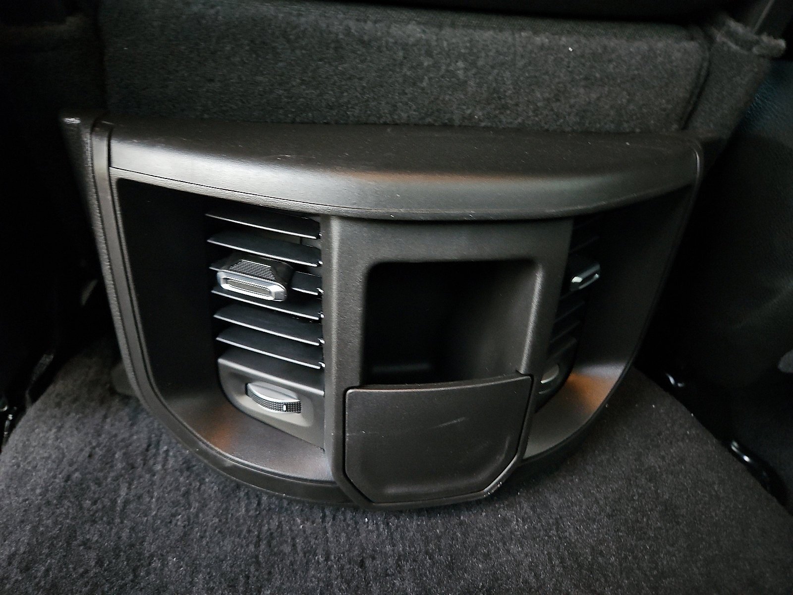 New 2026 Granite Crystal Metallic Clearcoat RAM Tradesman image 29