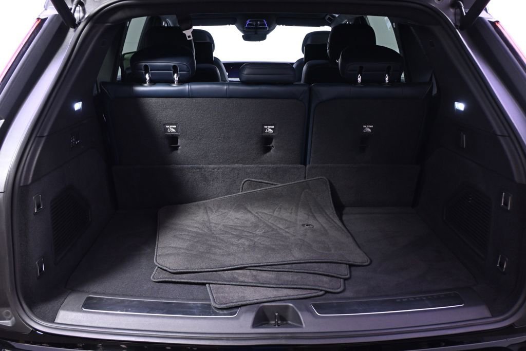 2025 Cadillac Escalade IQ Luxury 2 - Photo 19