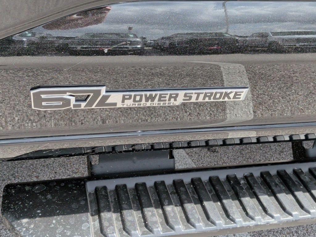New 2026 Agate Black Metallic Ford F-250® Lariat® image 46