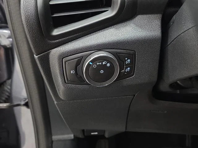 Used 2018 Smoke Metallic Ford SE image 26
