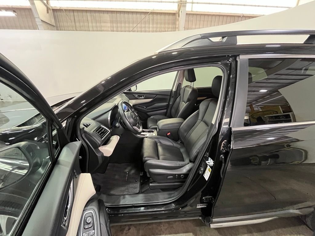 Used 2022 Black Subaru Limited image 17