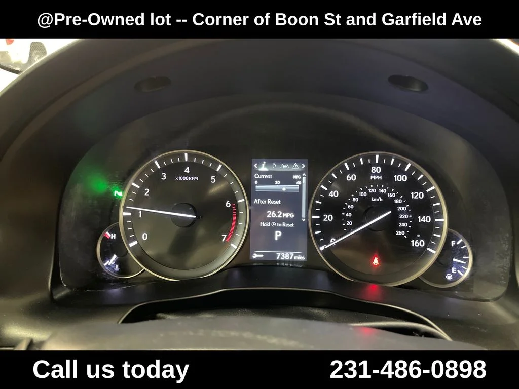 Used 2018  Lexus 350 image 23