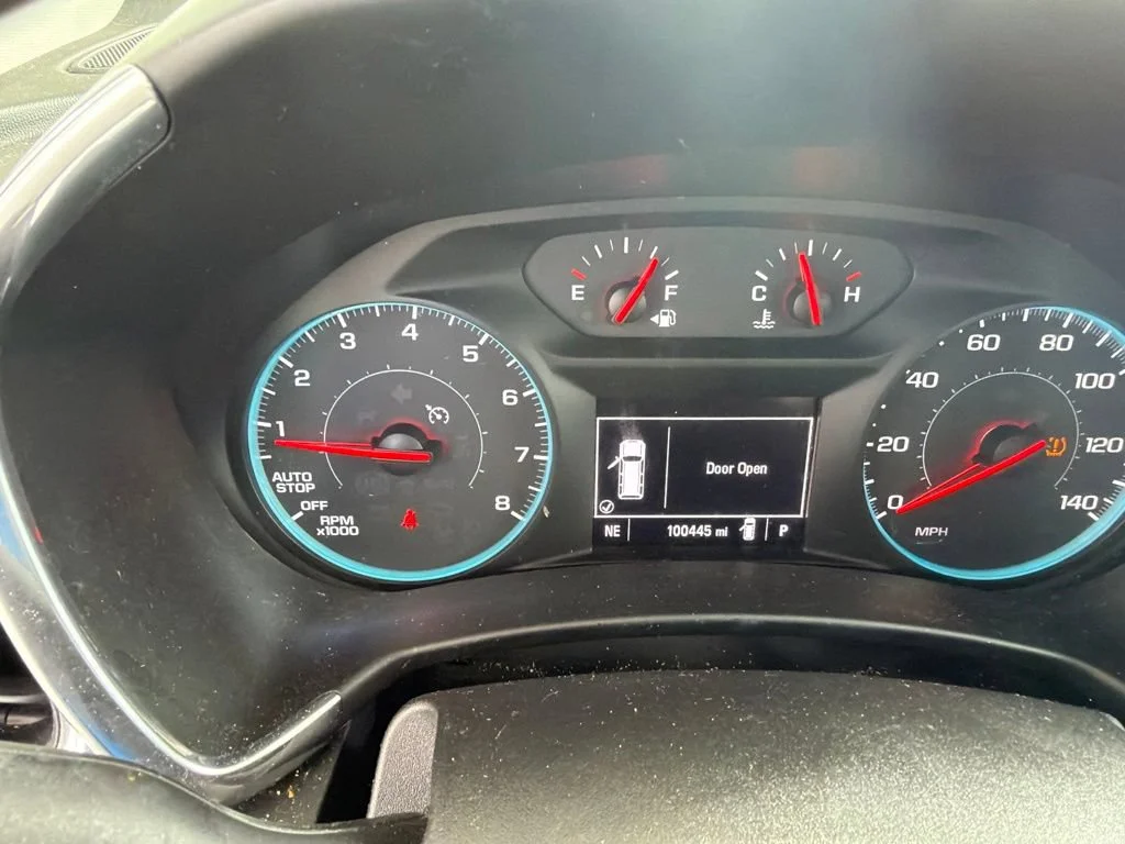 Used 2018 SUMMIT WHITE Chevrolet LS image 11