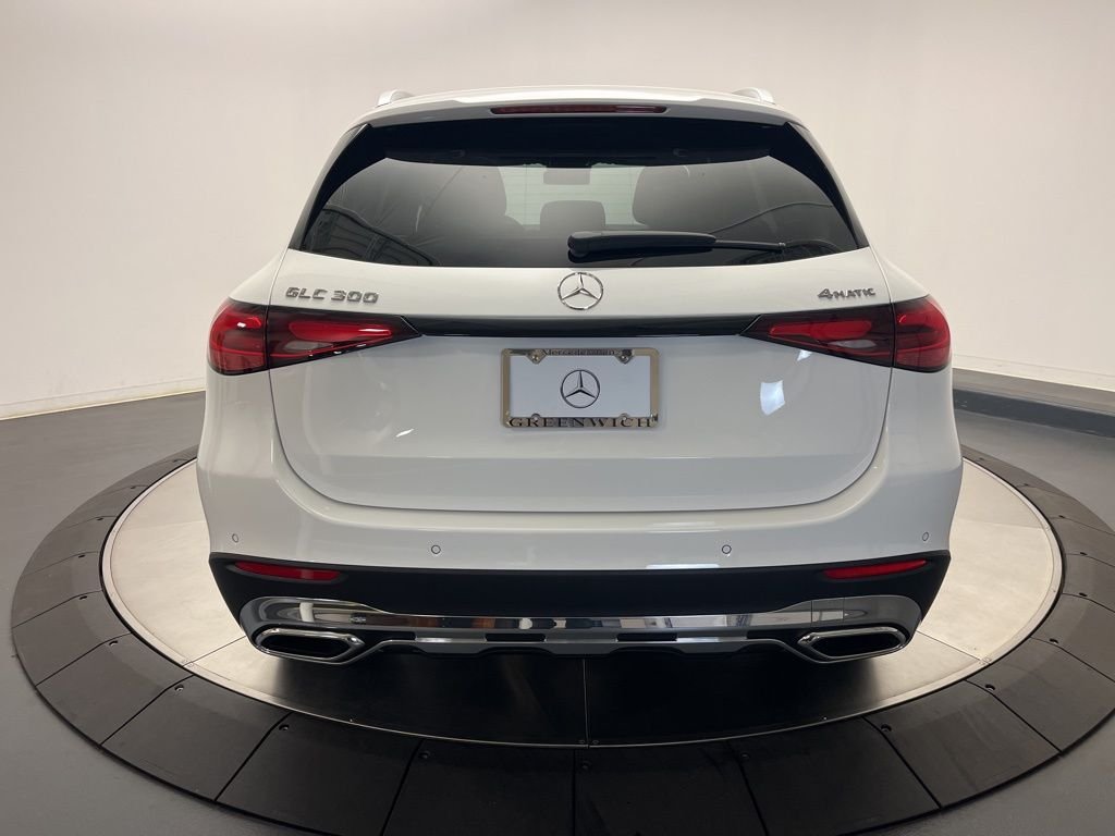 Used 2026  Mercedes-Benz GLC 300 image 6