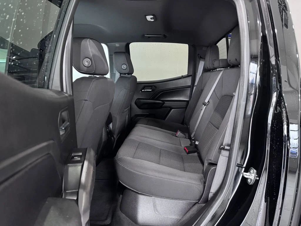 2023 Chevrolet Colorado LT - Photo 11