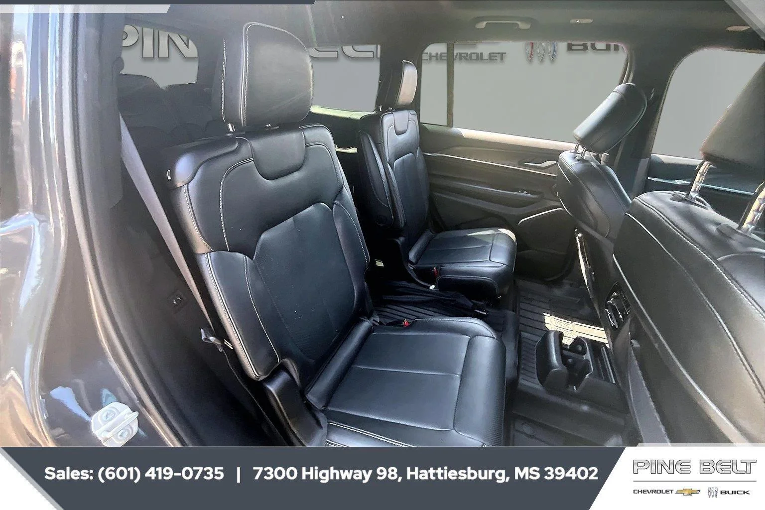 Used 2023 Baltic Gray Metallic Clearcoat Jeep Overland image 20