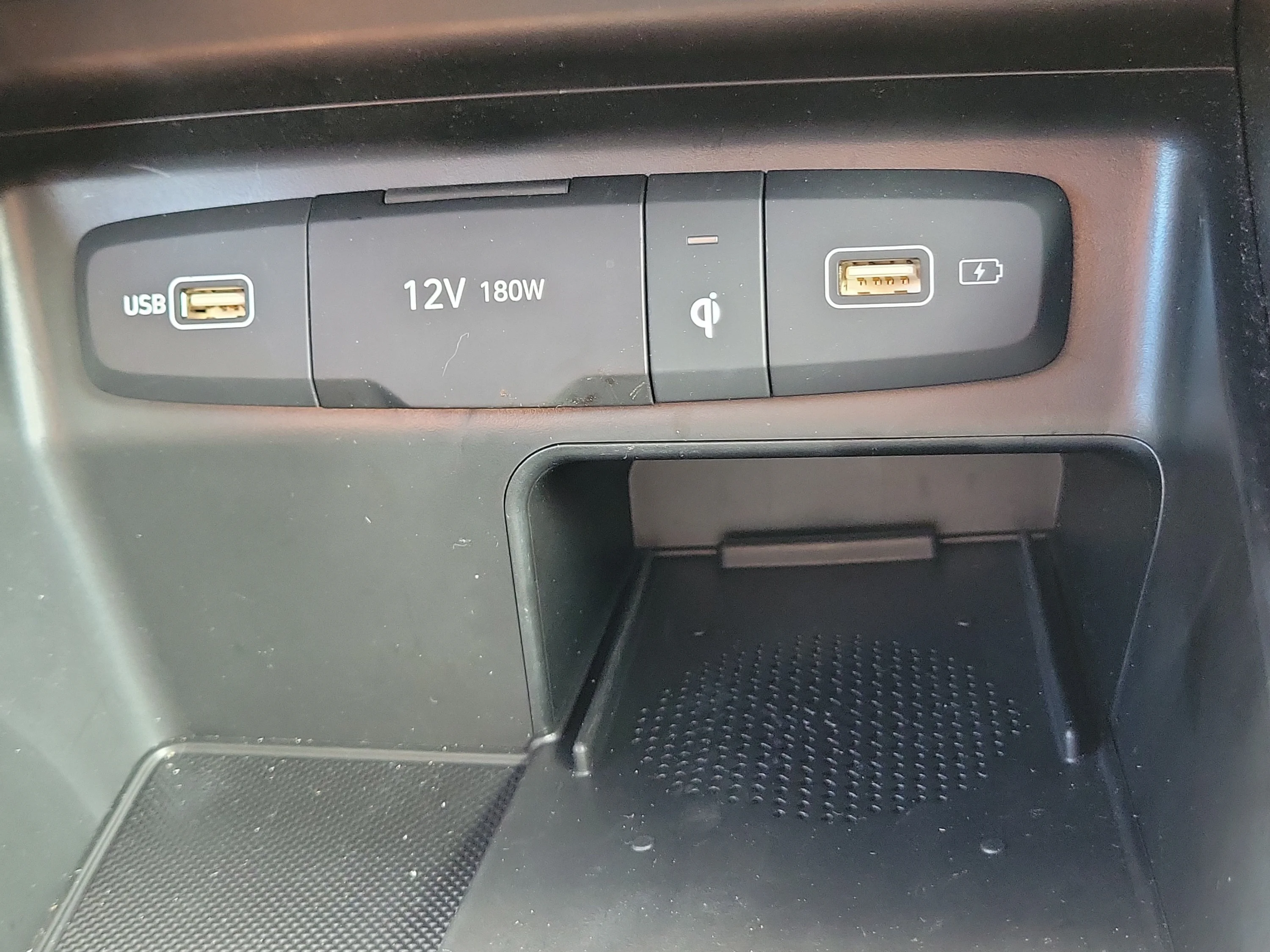 Used 2023 Hampton Gray Hyundai SEL image 29