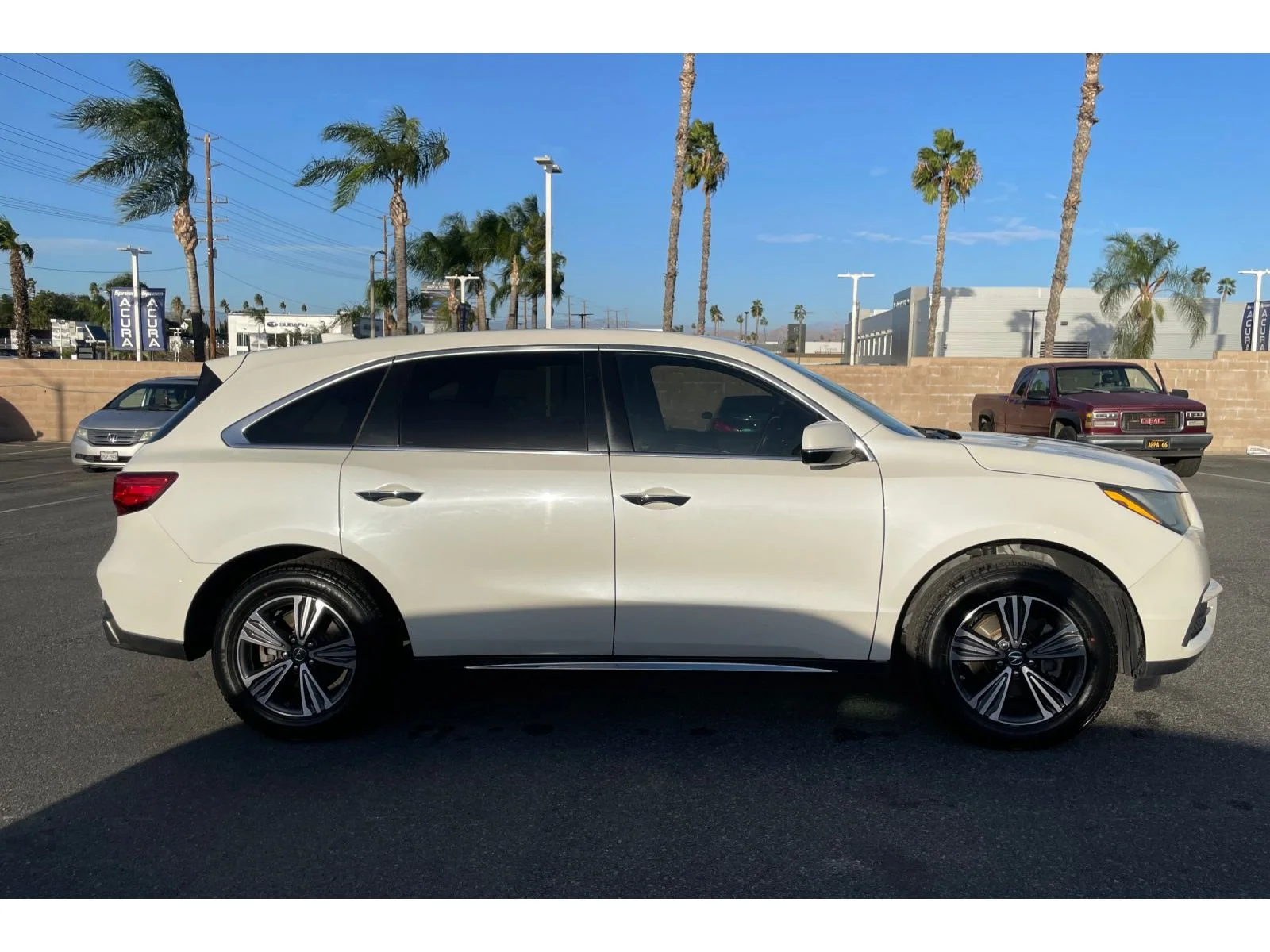 Used 2018 White Diamond Pearl Acura 3.5L (A9) image 6