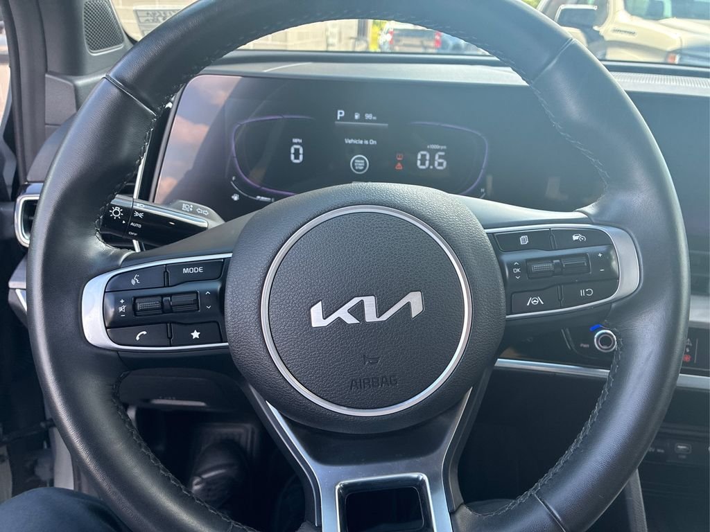 Used 2024 Wolf Gray Kia X-Line image 14