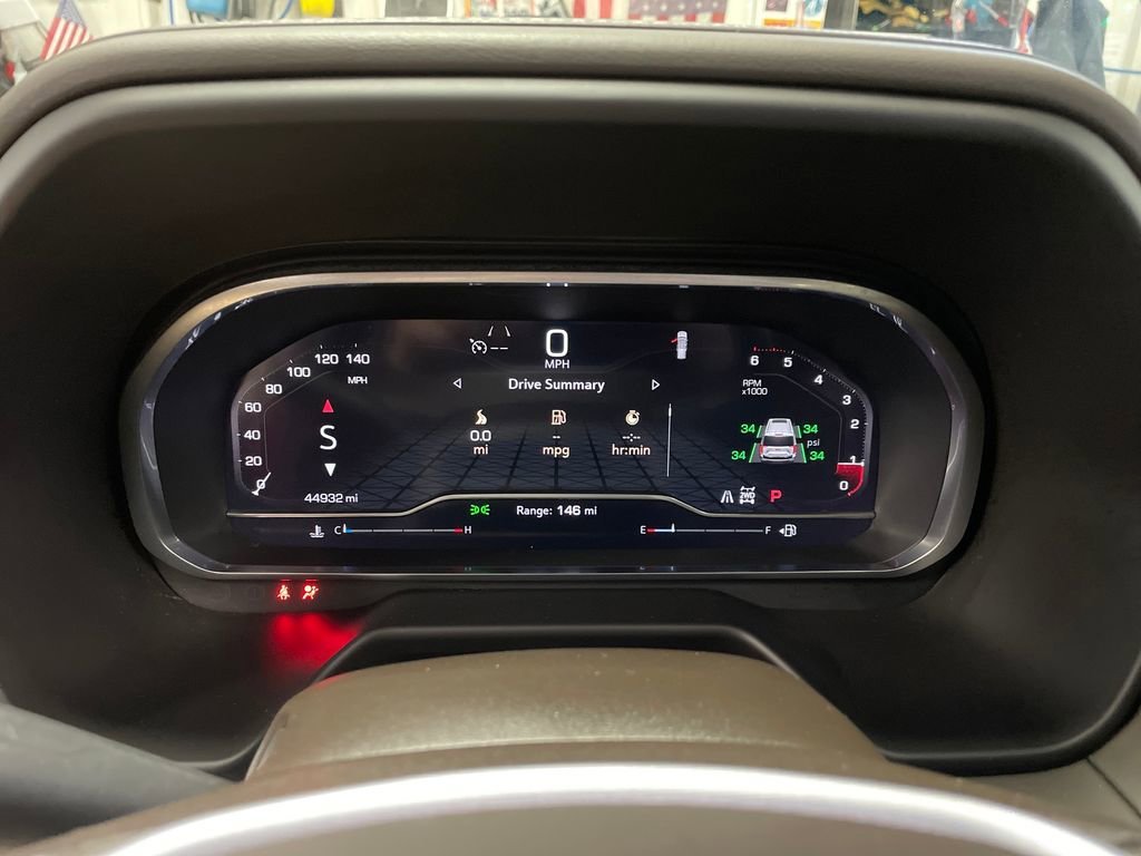 Used 2023 Volcanic Red Tintcoat GMC SLT image 16