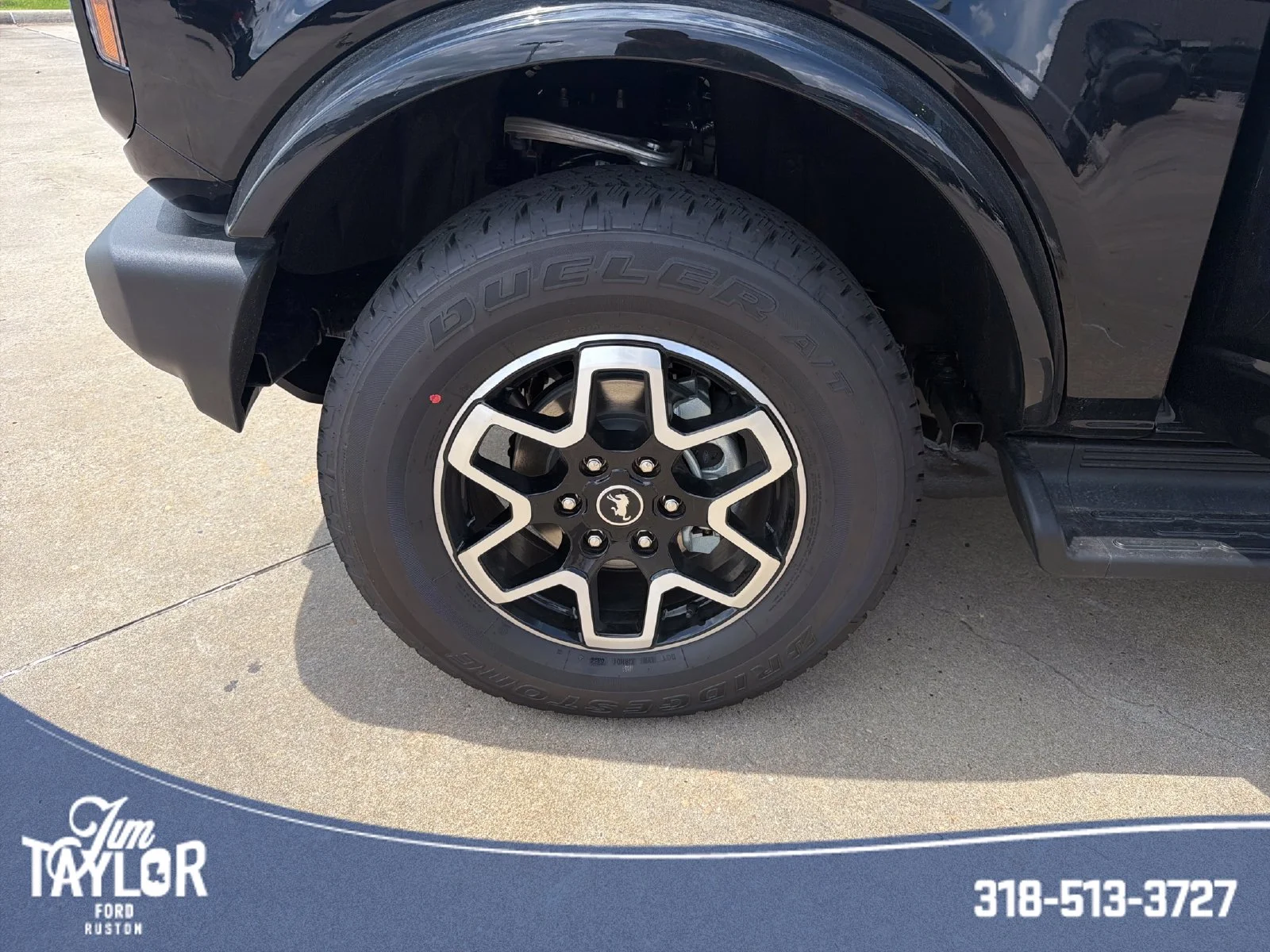 New 2026 Shadow Black Ford Outer Banks® image 32