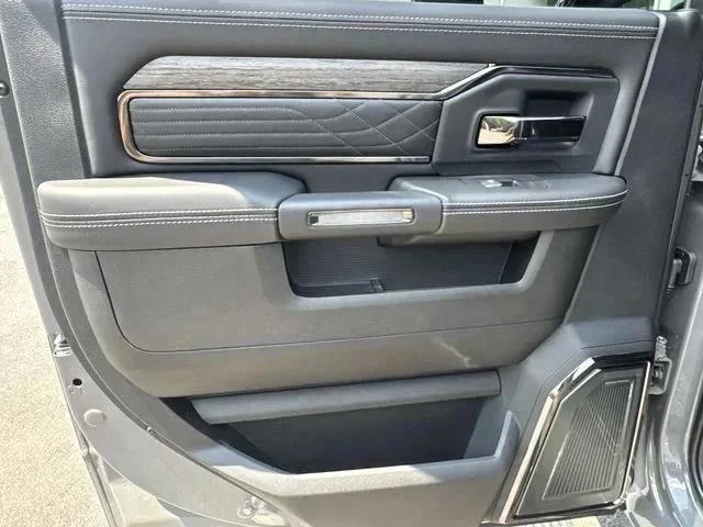 2026 RAM 2500 Limited - Photo 22