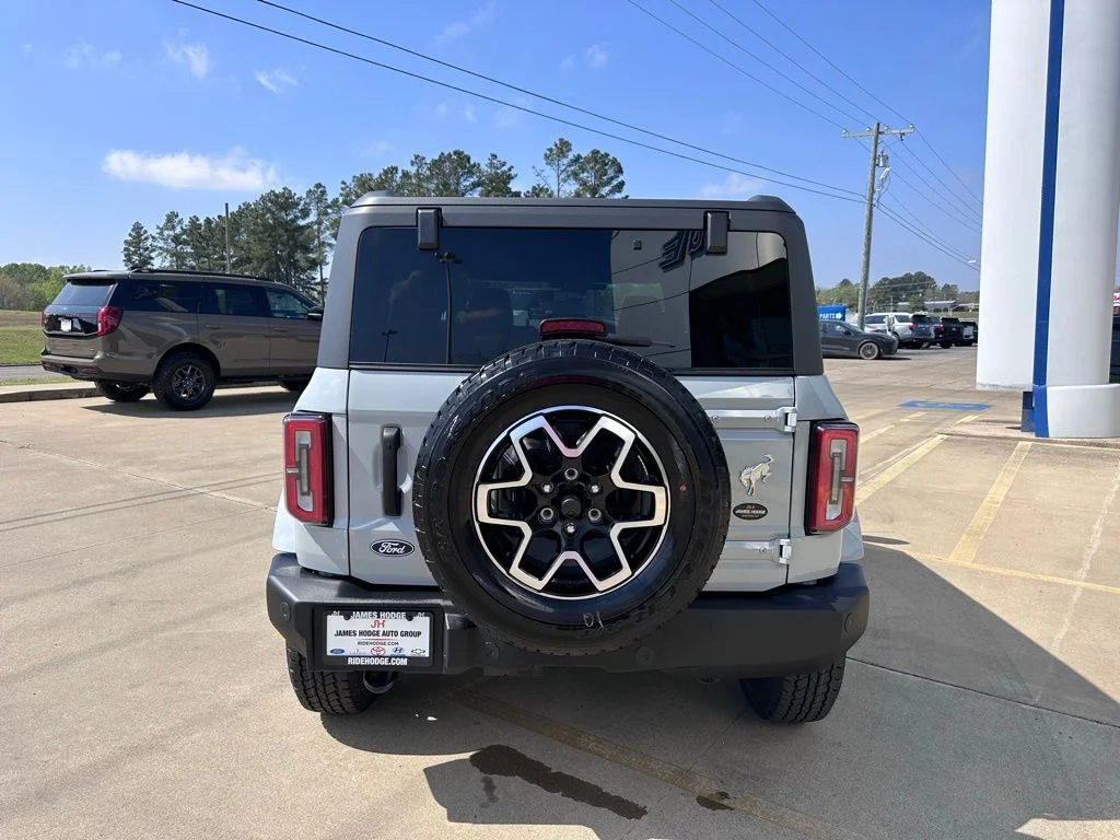 New 2026 Avalanche Ford Outer Banks image 3