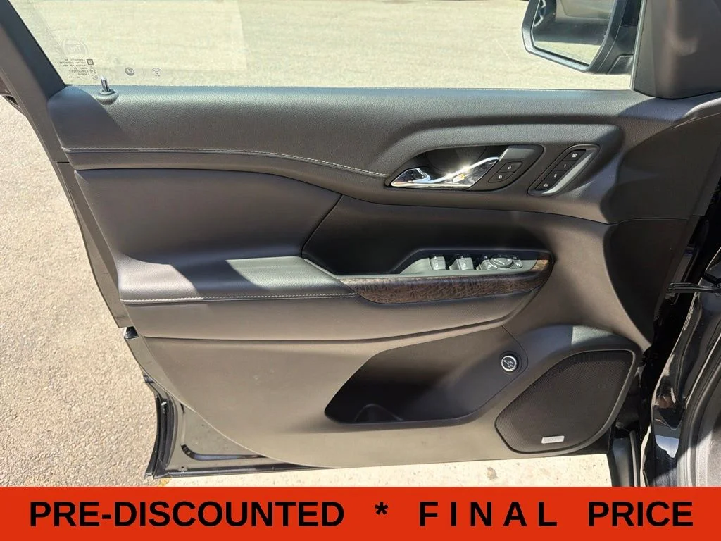 Used 2023 Black GMC Denali image 23
