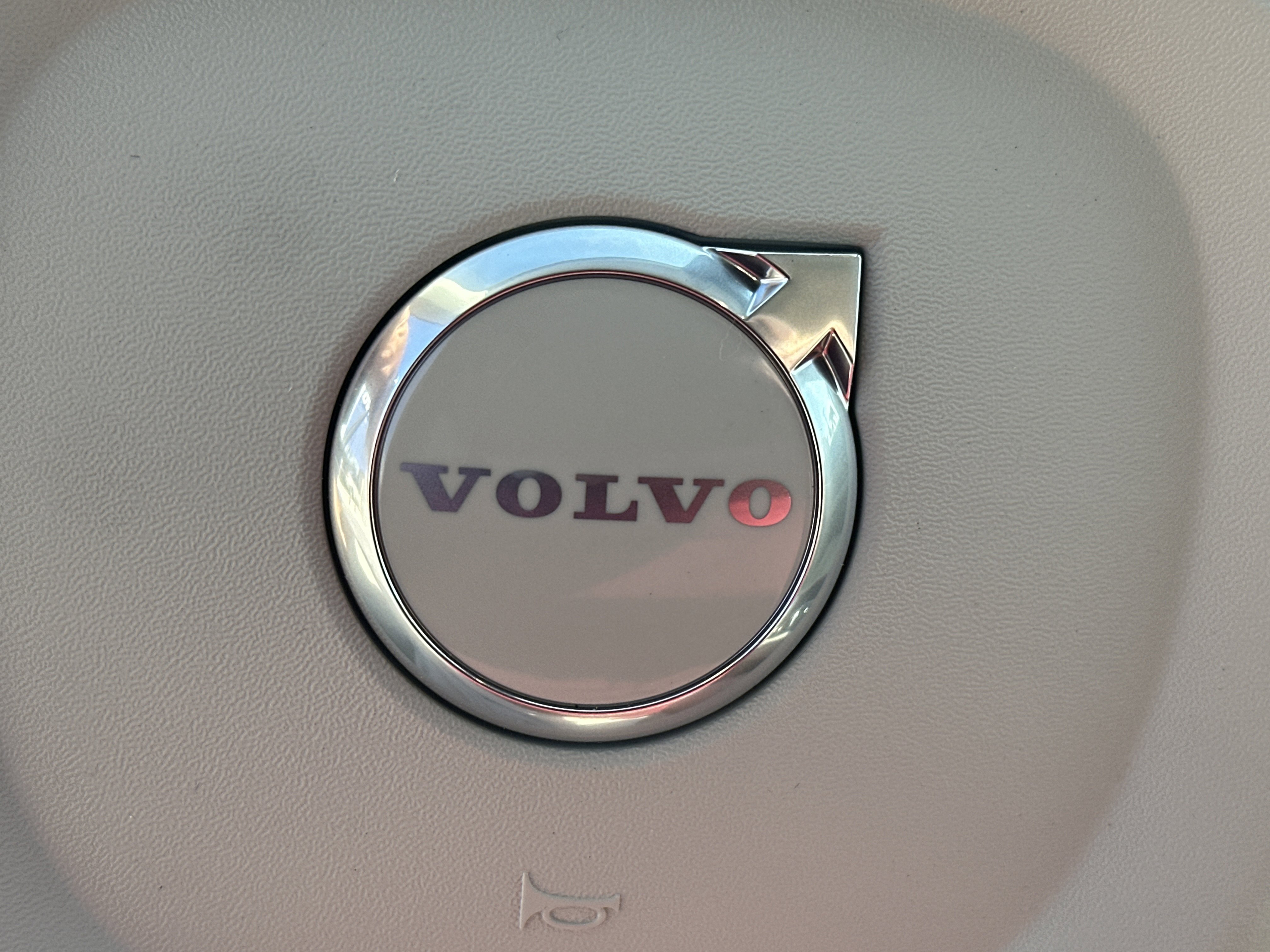 2026 Volvo XC90 Ultra - Photo 19