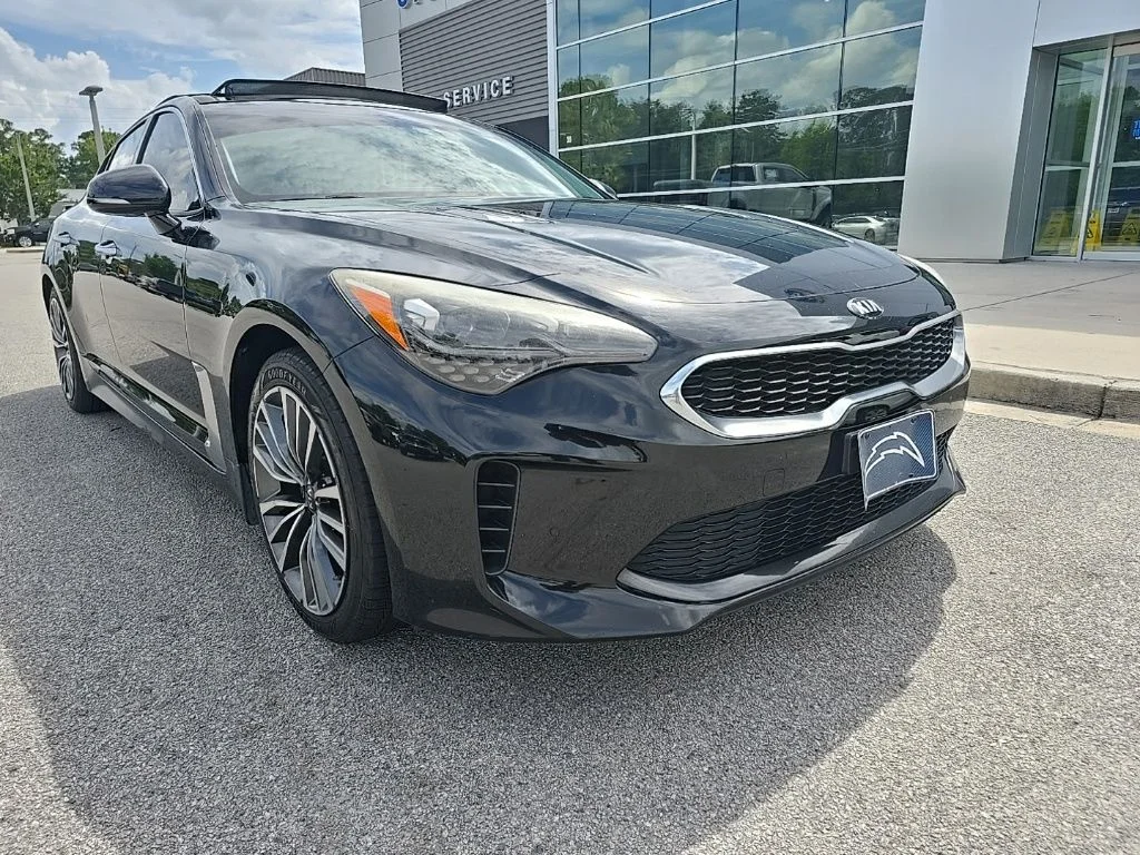 2018 Kia Stinger Premium AWD's photo