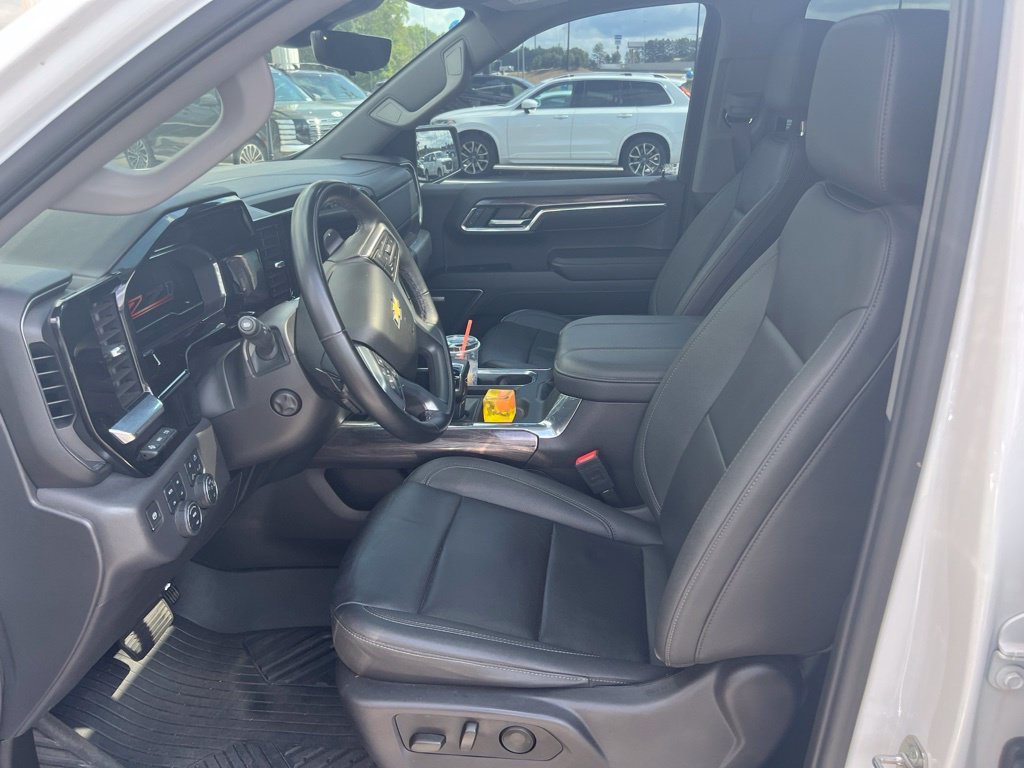 2024 Chevrolet Silverado 1500 LTZ - Photo 7