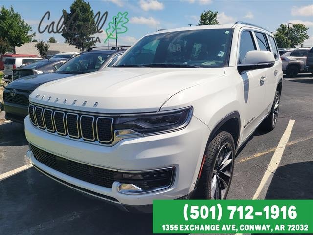 2022 Jeep Wagoneer Series III's photo