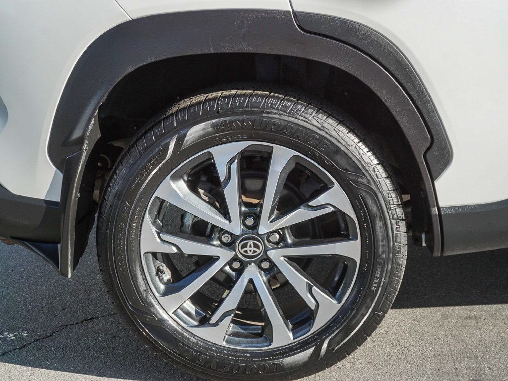 Used 2024 Beige Toyota XLE image 8