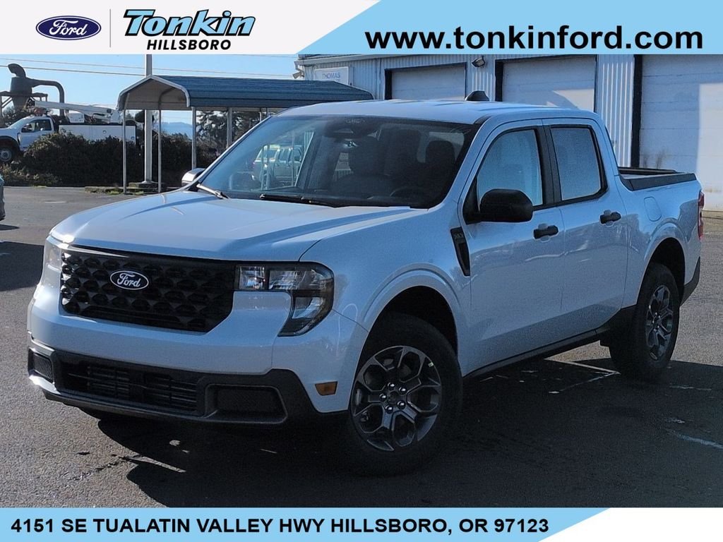 New 2026 White Ford XLT image 1