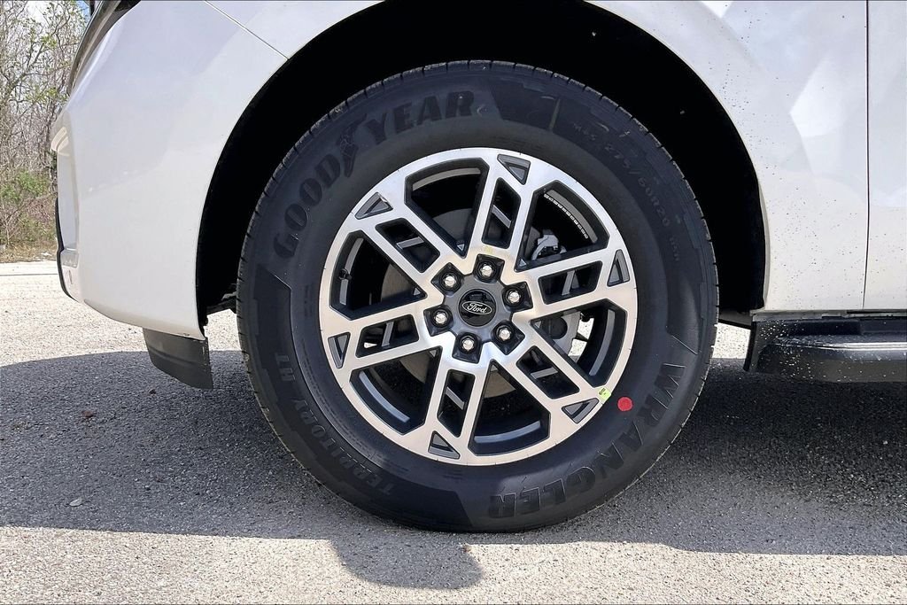 New 2026 Ford Expedition Active 4D Sport Utility