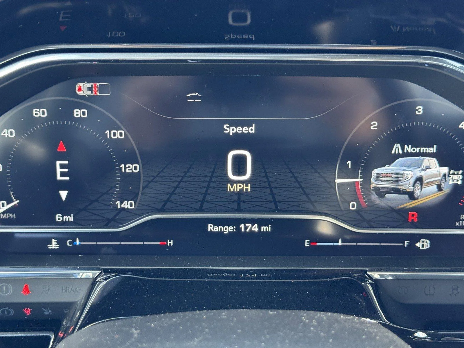 New 2025 Summit White GMC Elevation image 20