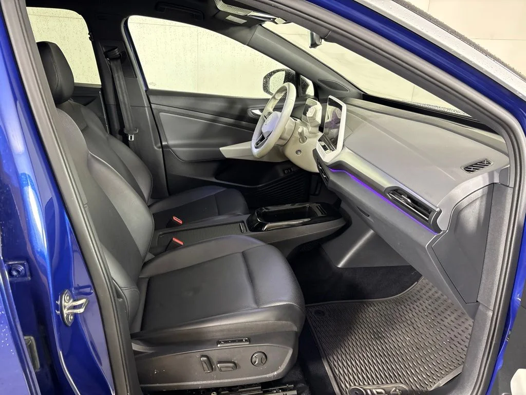 Used 2021 Blue Volkswagen 1st Edition image 17