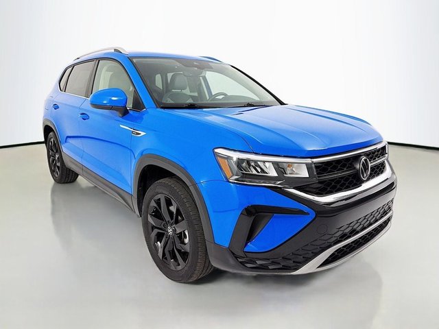 2023 Volkswagen Taos SE 4MOTION