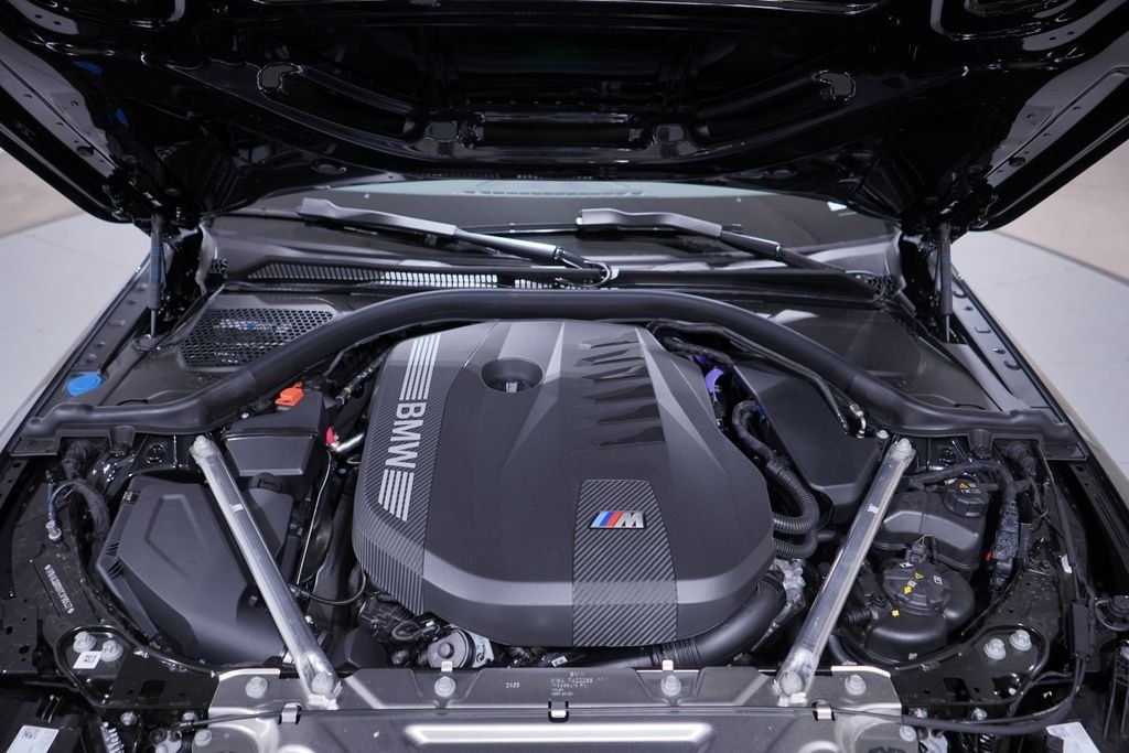 Used 2026 Black Sapphire Metallic BMW M440i image 17