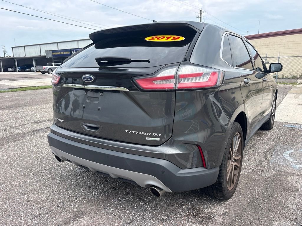 2019 Ford Edge Titanium - Photo 3