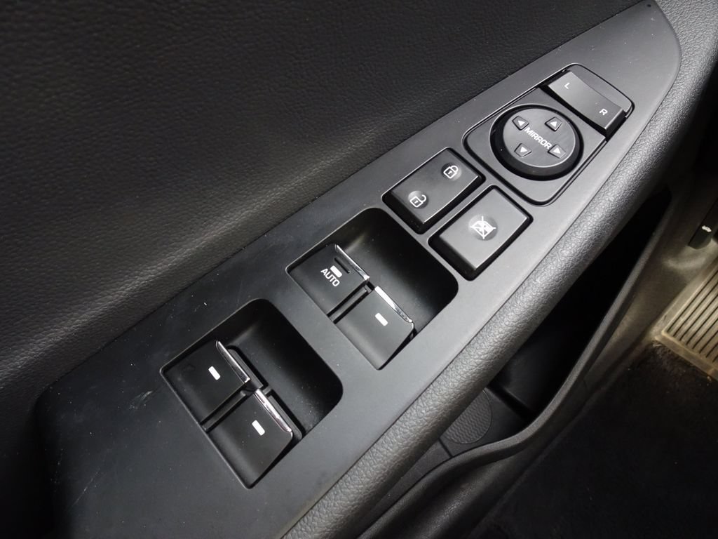 Used 2017 Ash Black Hyundai Limited image 24
